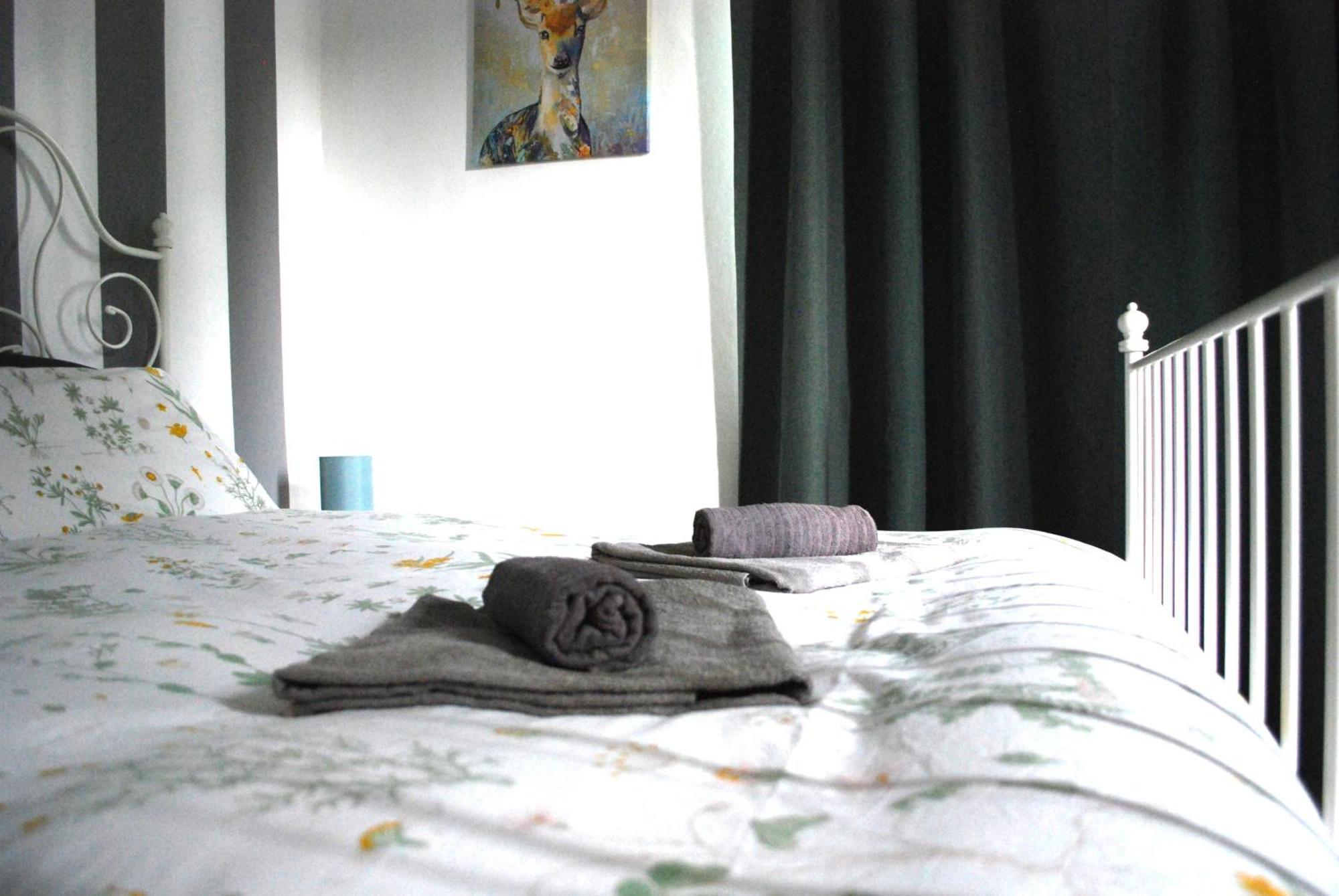 Le Stanze Di Alicam Bed and Breakfast Arona Buitenkant foto